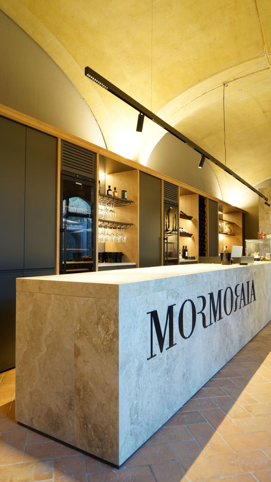 Mormoraia Cru Experience